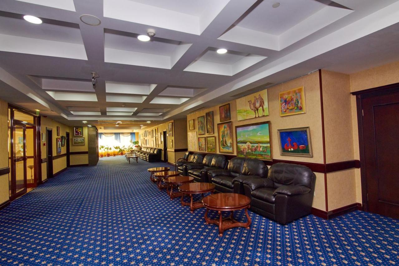 Grand Hotel Victory 악타우 외부 사진 Interior of the hotel