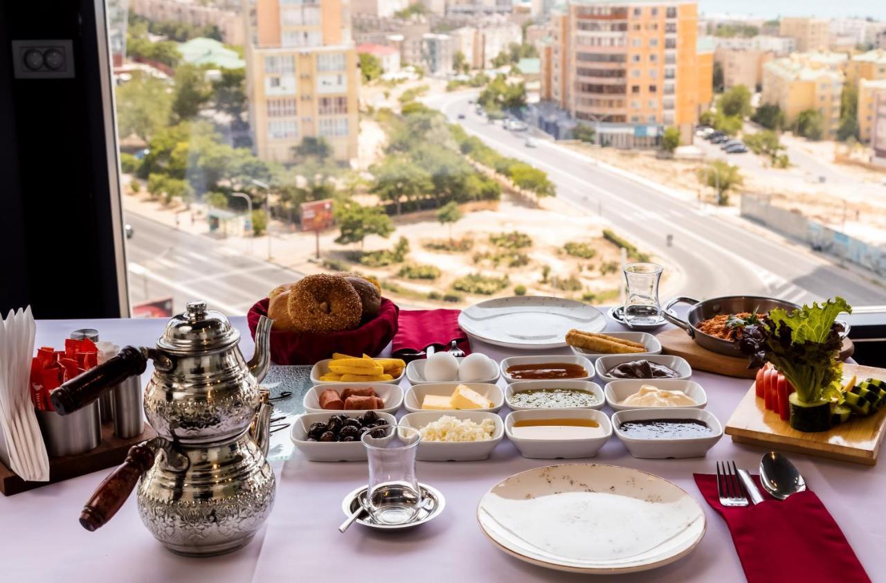 Grand Hotel Victory 악타우 외부 사진 Israeli breakfast